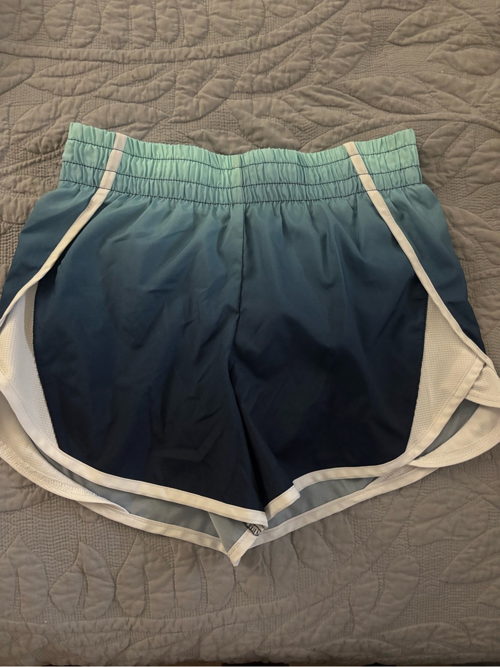 Athletic Works Women's Ombre Teal to Navy Running Shorts